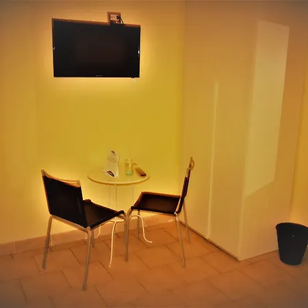 Station 3* Nápoles