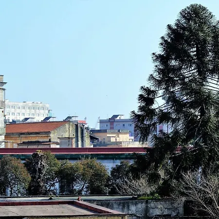 Station Neapol