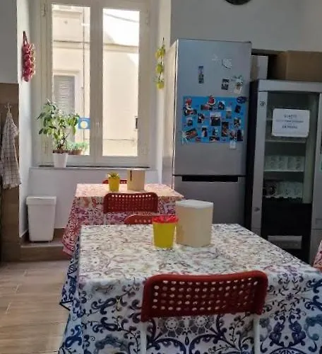 那不勒斯站住宿加早餐旅馆 住宿加早餐酒店 3*