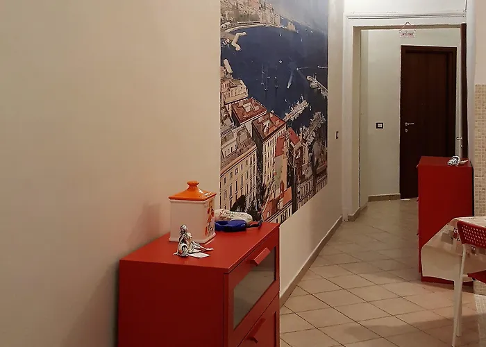 那不勒斯站住宿加早餐旅馆 3* 那不勒斯