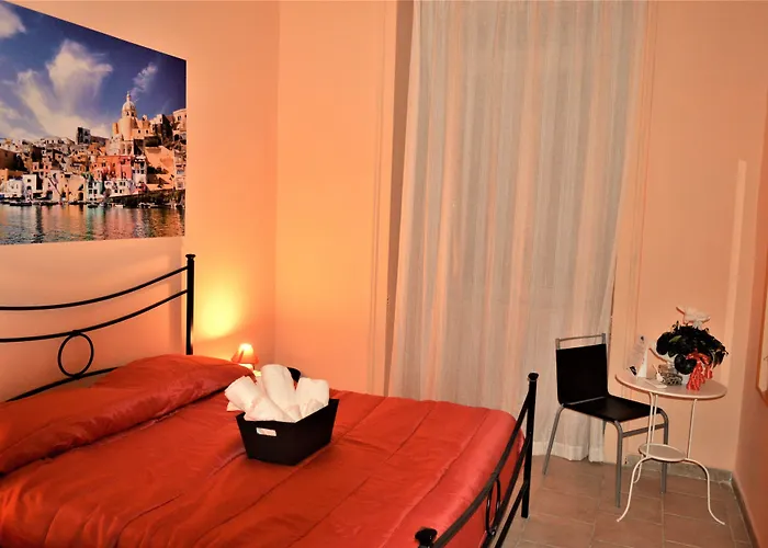 那不勒斯站住宿加早餐旅馆 3*